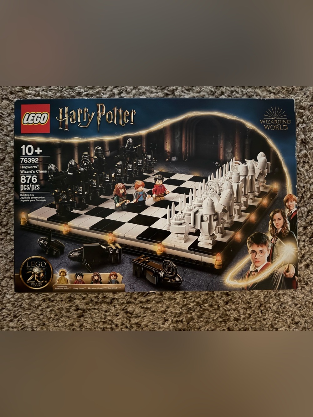(NWT) 20yr Anniversary Harry Potter Wizardly World Hogwarts Wizard’s Chess Set